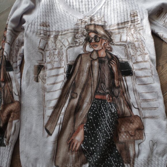 Cute Fashion Paris Ladies Sweater - Picture 4 of 6